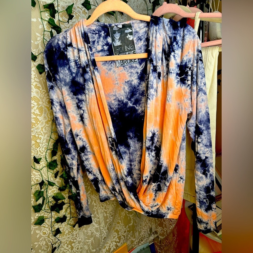 YOUNG FABULOUS & BROKE Women’s Low-Swoop Blouse